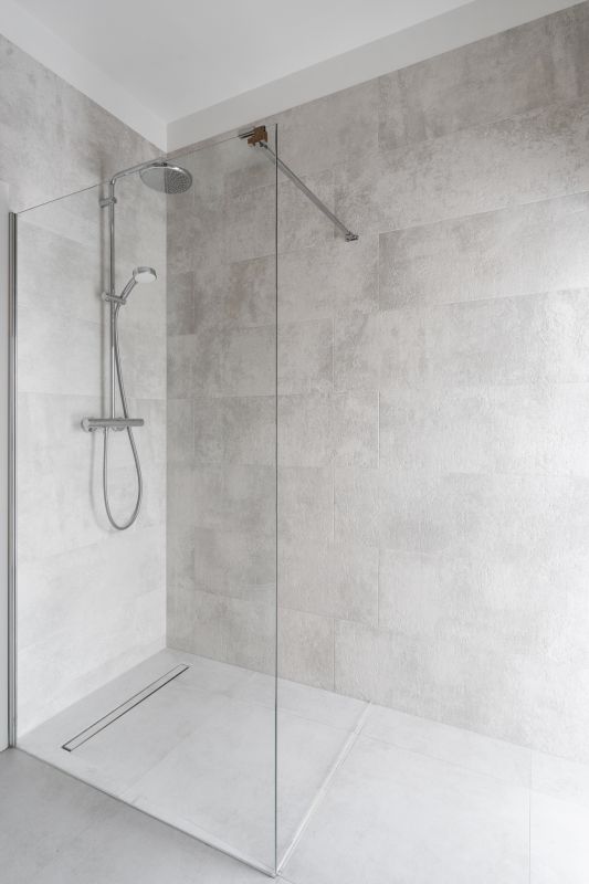 Rain Shower Head in Modern Walk-in Design